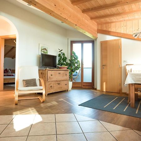Tollhof Villa Bolzano Ruang foto