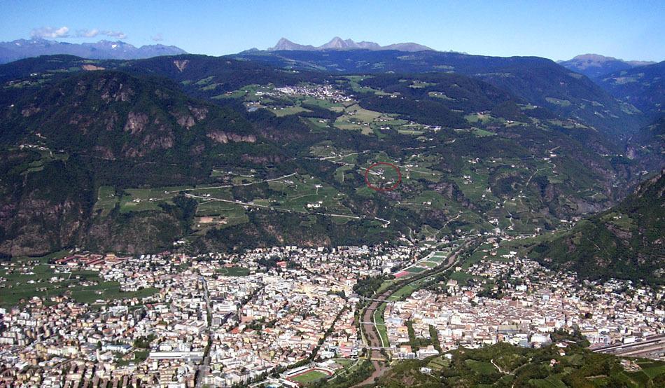 Tollhof Villa Bolzano Bagian luar foto